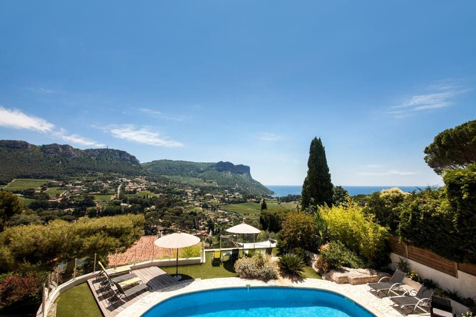 Patio, Day, Natural landscape, Garden, Balcony/Terrace, Garden view, Landmark view, Pool view, Sea view, Swimming pool, sunbed