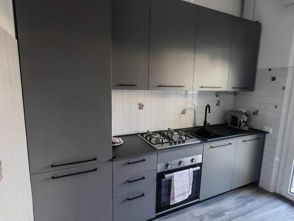 Kitchen or kitchenette, dishwasher