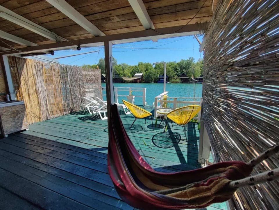 Property building, Day, View (from property/room), Balcony/Terrace, River view