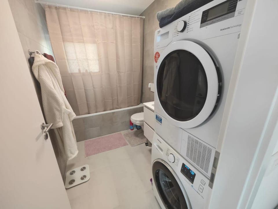 Bathroom, washing machine