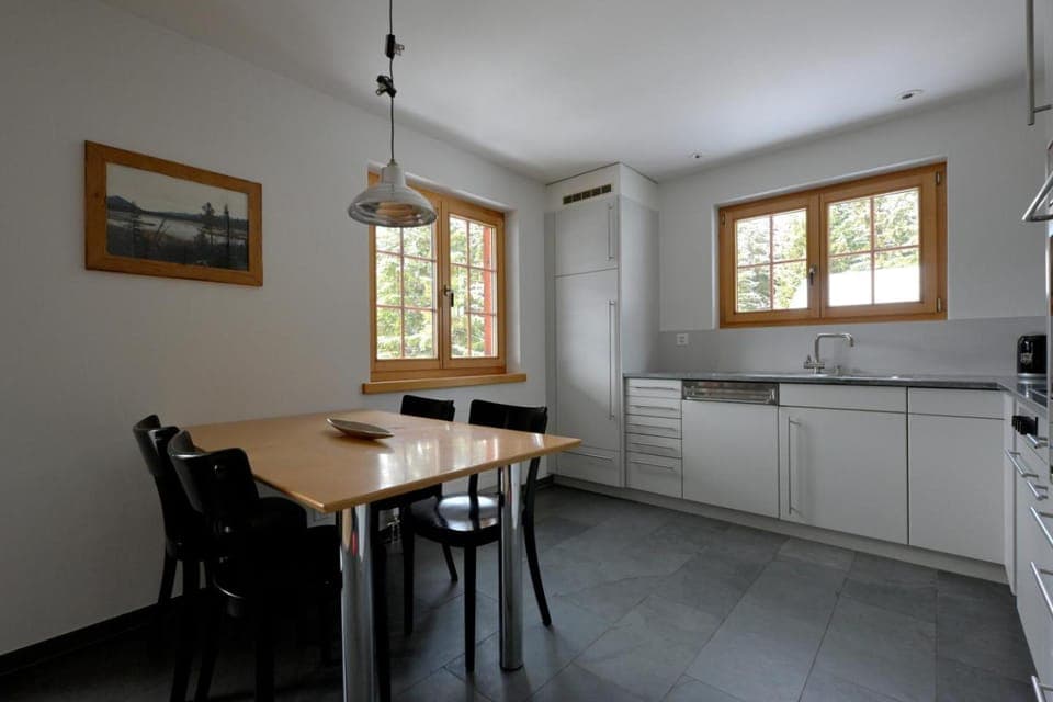 Kitchen or kitchenette, Dining area, pet friendly, stove