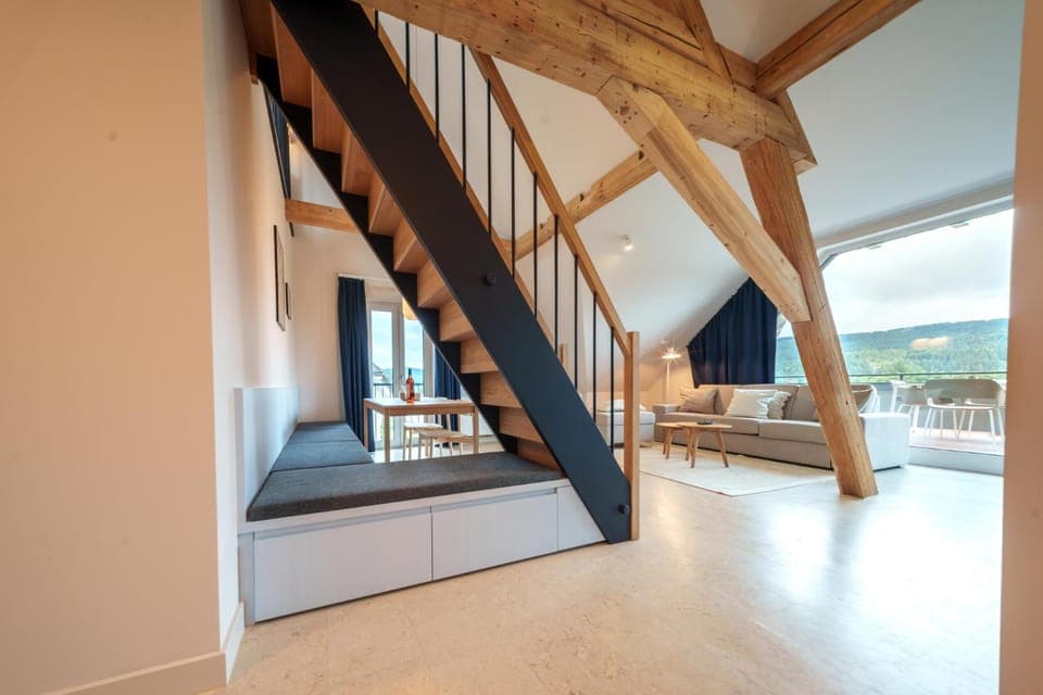 Living room, Photo of the whole room, Seating area