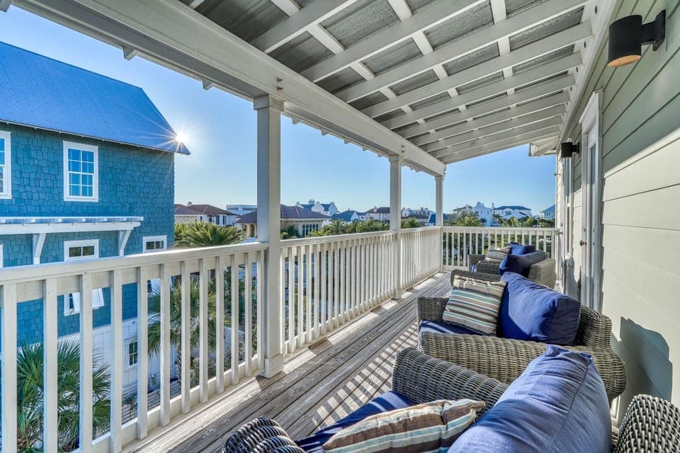 View (from property/room), Balcony/Terrace, Seating area