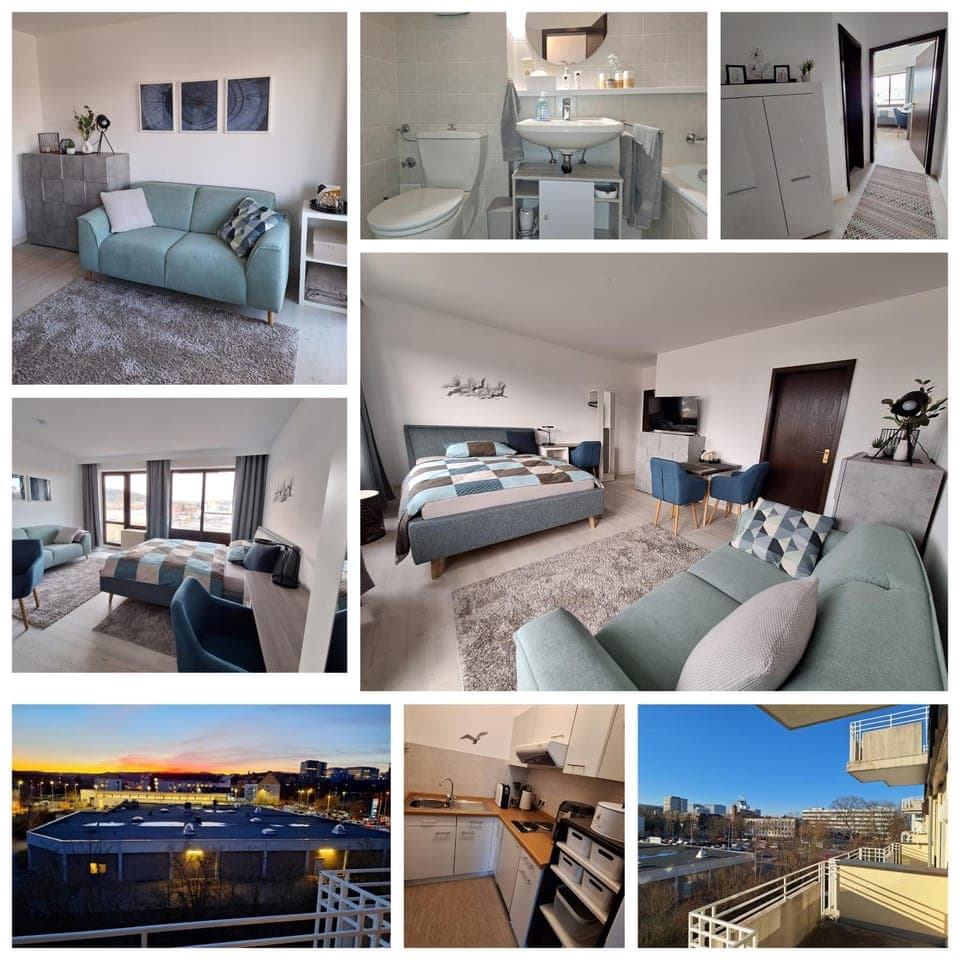 Bathroom, Balcony/Terrace, Kitchen or kitchenette, Living room, Photo of the whole room, Bedroom