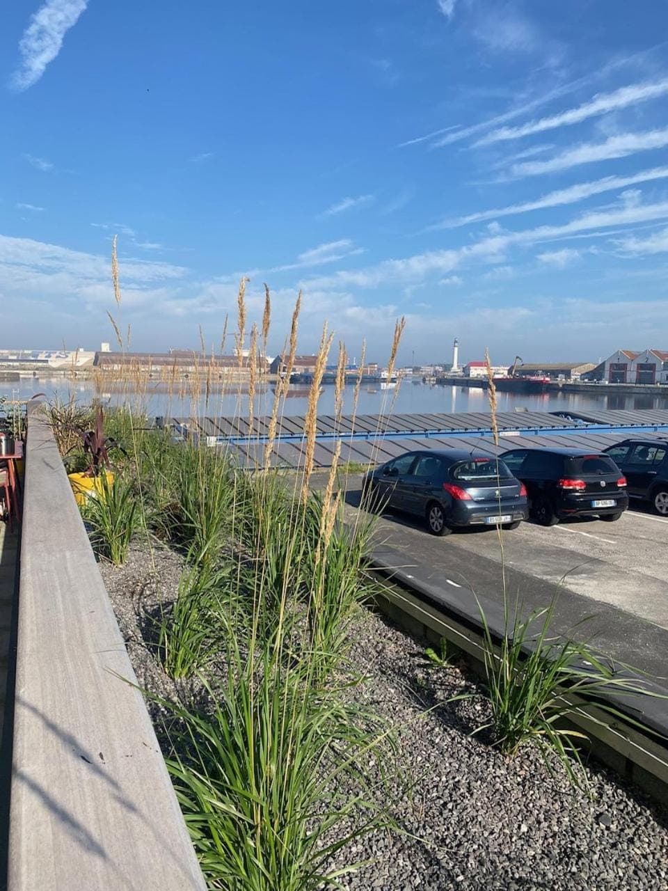 Balcony/Terrace, River view, Parking