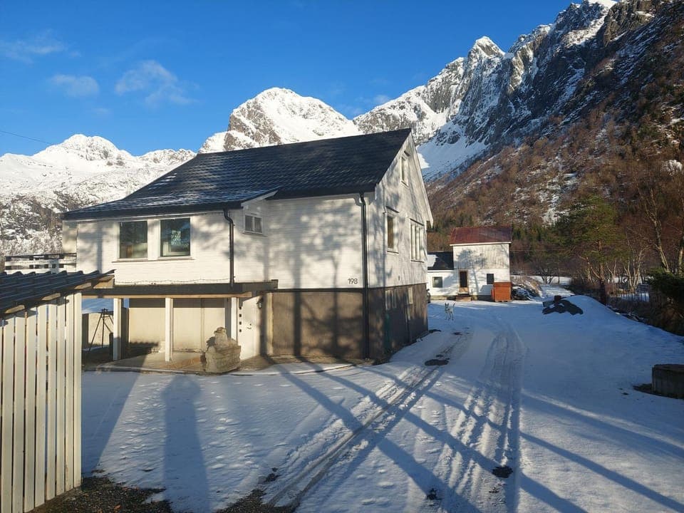 Property building, Winter