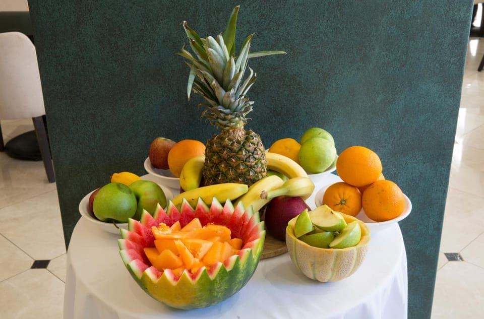 Food and drinks, Food