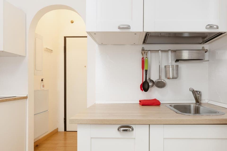 Kitchen or kitchenette