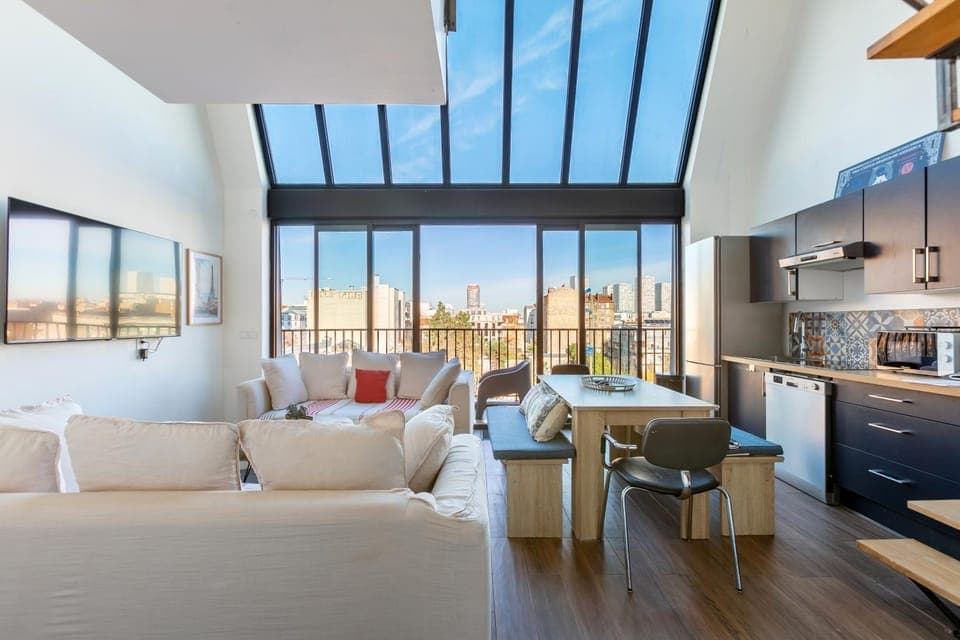 TV and multimedia, View (from property/room), Balcony/Terrace, Kitchen or kitchenette, Living room, Seating area, Dining area