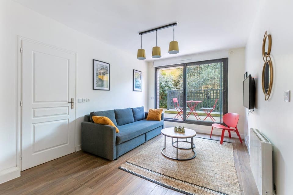 Patio, TV and multimedia, View (from property/room), Living room, internet