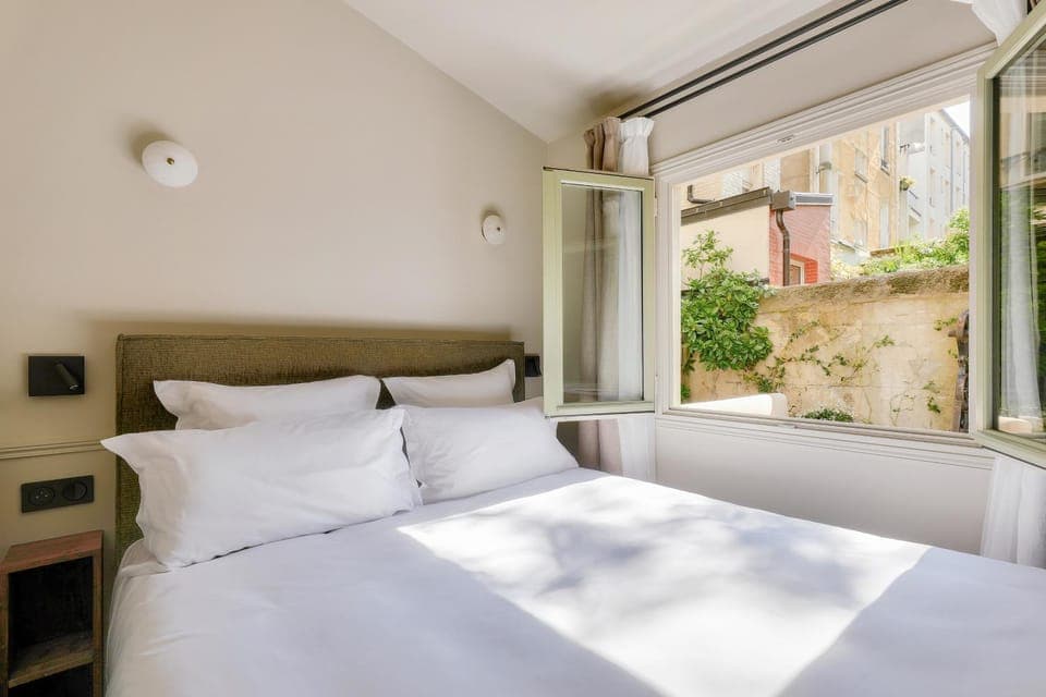 Bed, View (from property/room), Bedroom