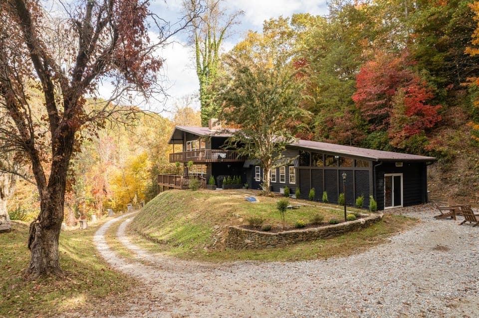 Big Blue Cabins Cabin in Fontana Lake
