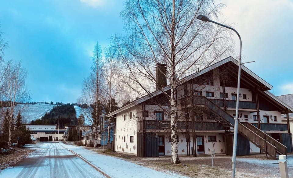 Property building, Street view