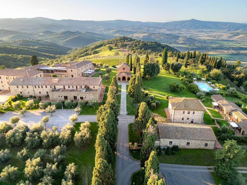 Spring, Day, Natural landscape, Bird's eye view, Pool view, Street view, Swimming pool