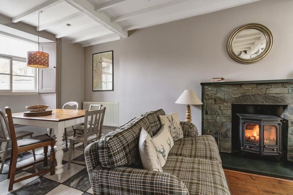 Living room, Seating area, flat iron