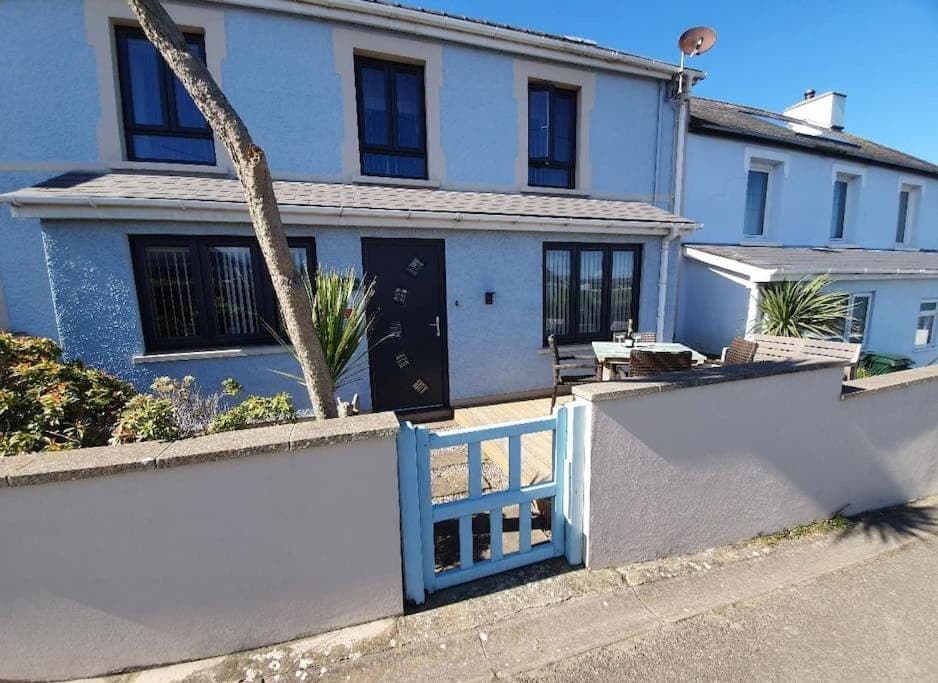 Property building, Patio