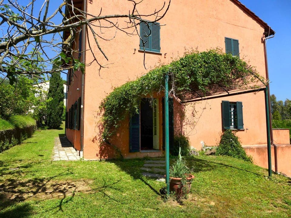 Property building, Garden