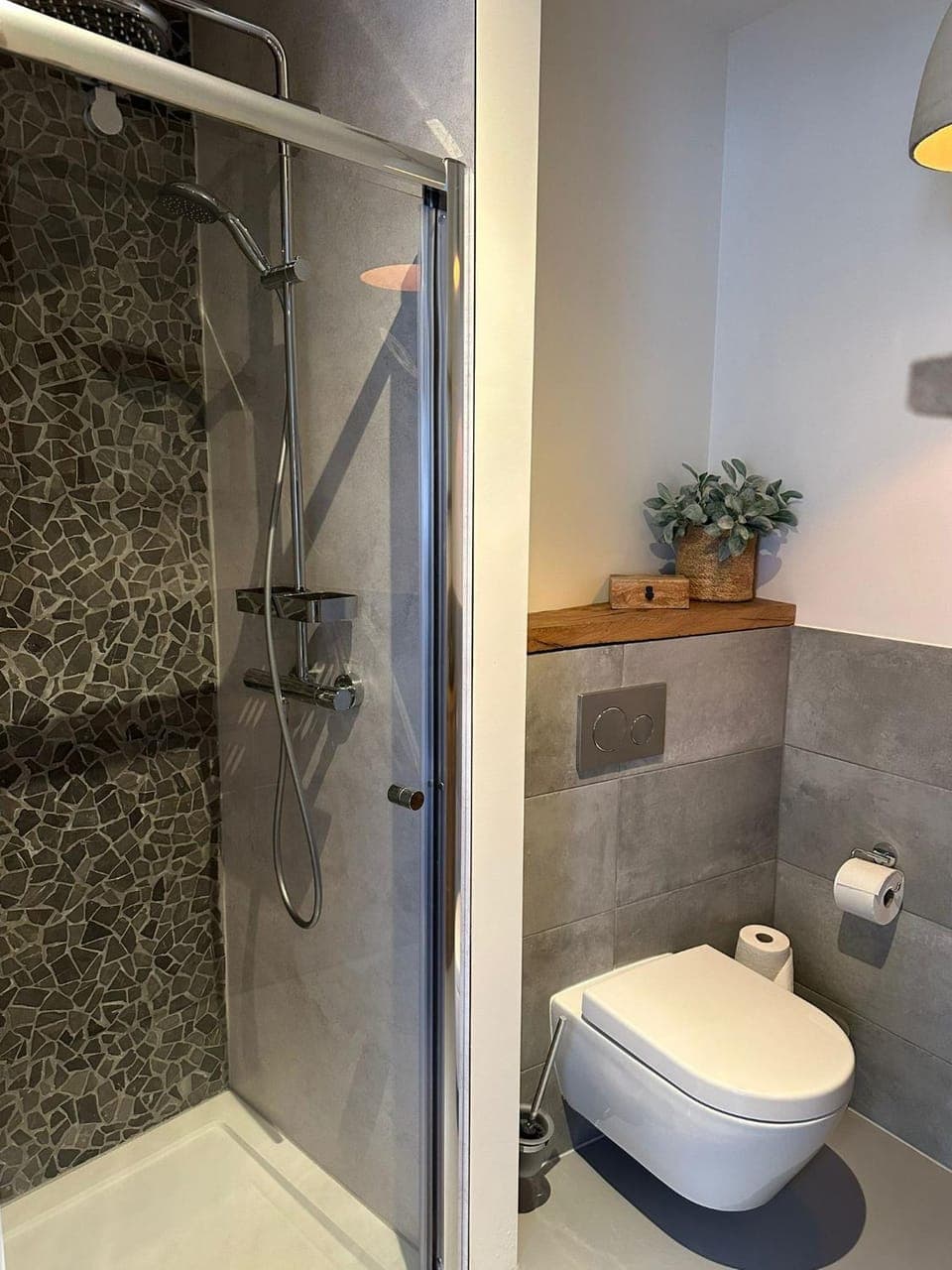 Shower, Toilet, Bathroom