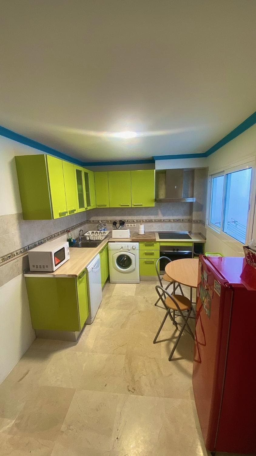 Kitchen or kitchenette, Dining area, dishwasher, oven, stove, washing machine