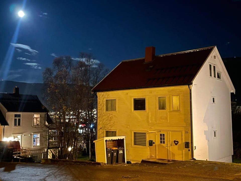 Property building, Night