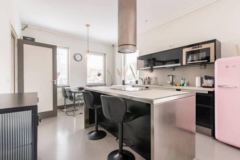 Living room, Dining area, kitchen