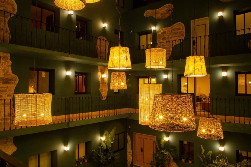 Patio, Inner courtyard view