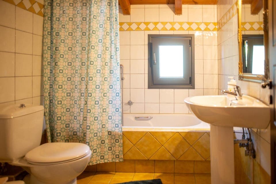 Toilet, Bathroom, Bath