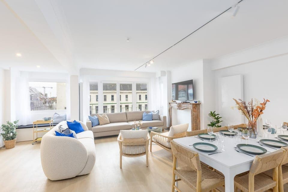 TV and multimedia, Living room, Seating area