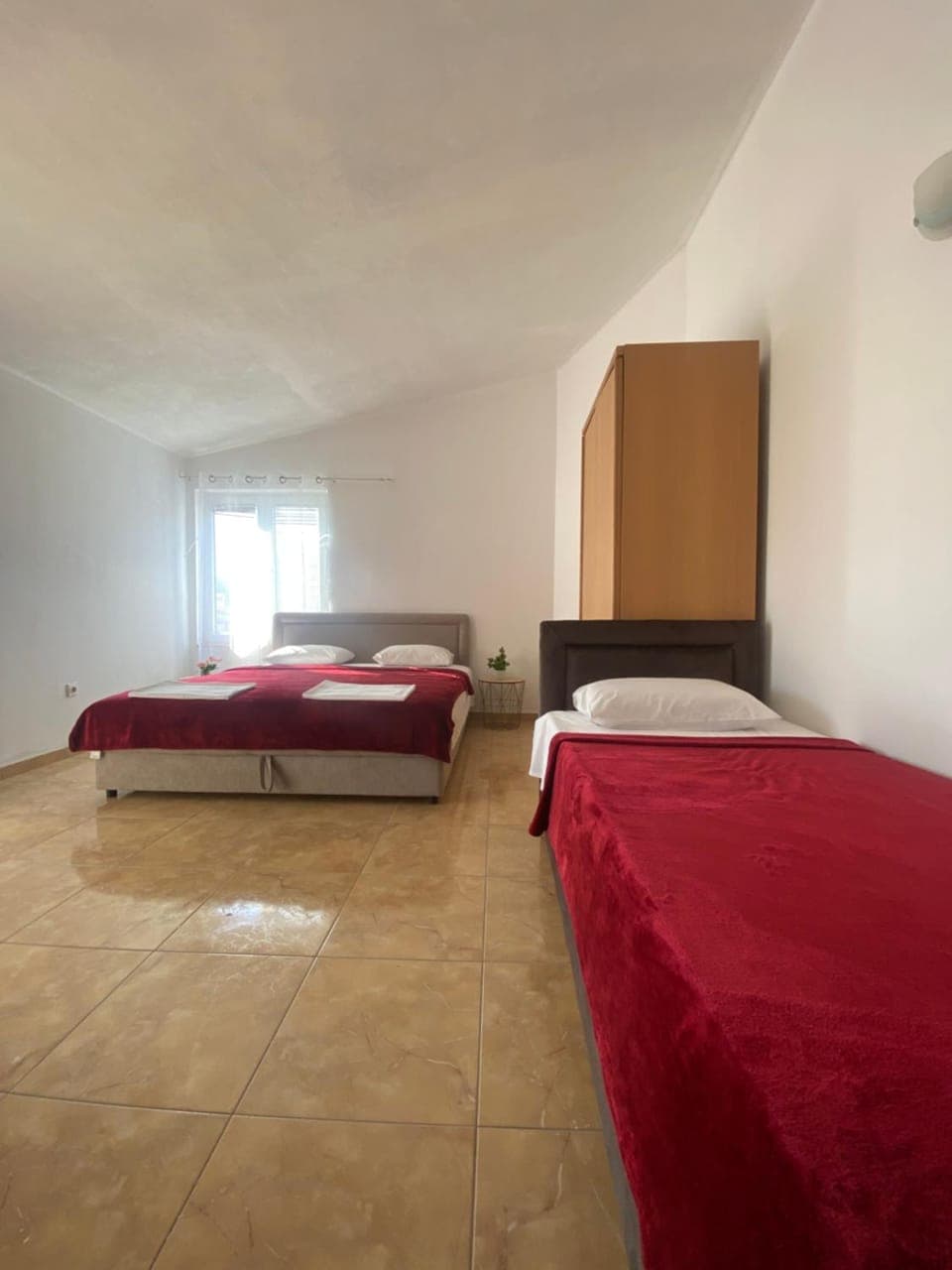 Bed, Photo of the whole room, Bedroom, wardrobe