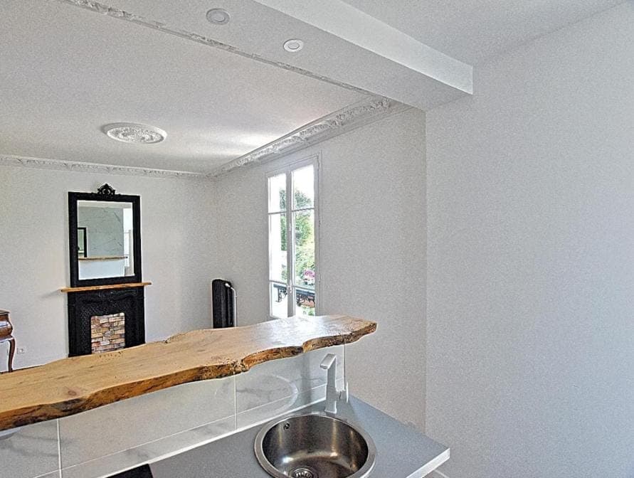 Coffee/tea facilities, Kitchen or kitchenette, Dining area, minibar, stove