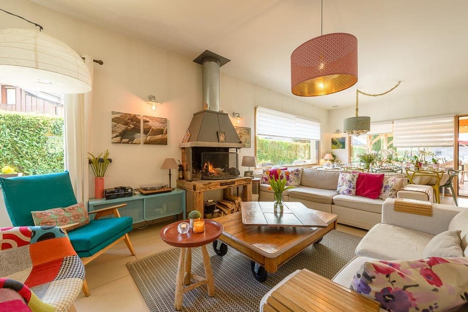 Living room, Seating area