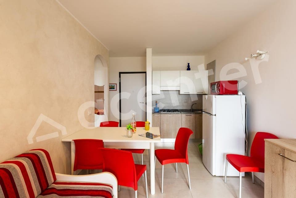 Kitchen or kitchenette, Living room, Dining area, microwave