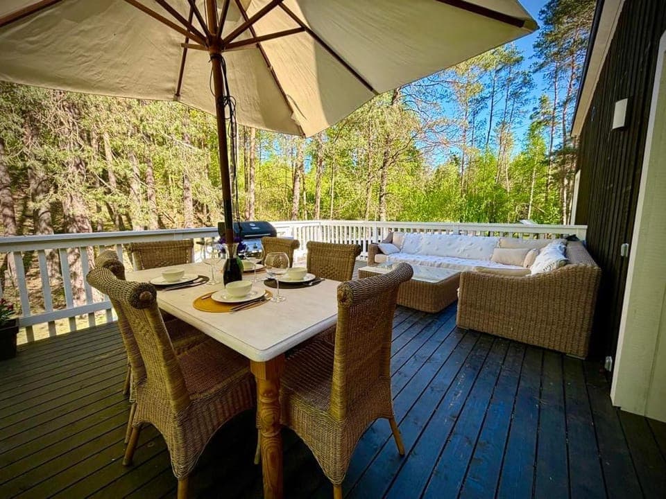 Property building, Balcony/Terrace, Balcony/Terrace, Dining area