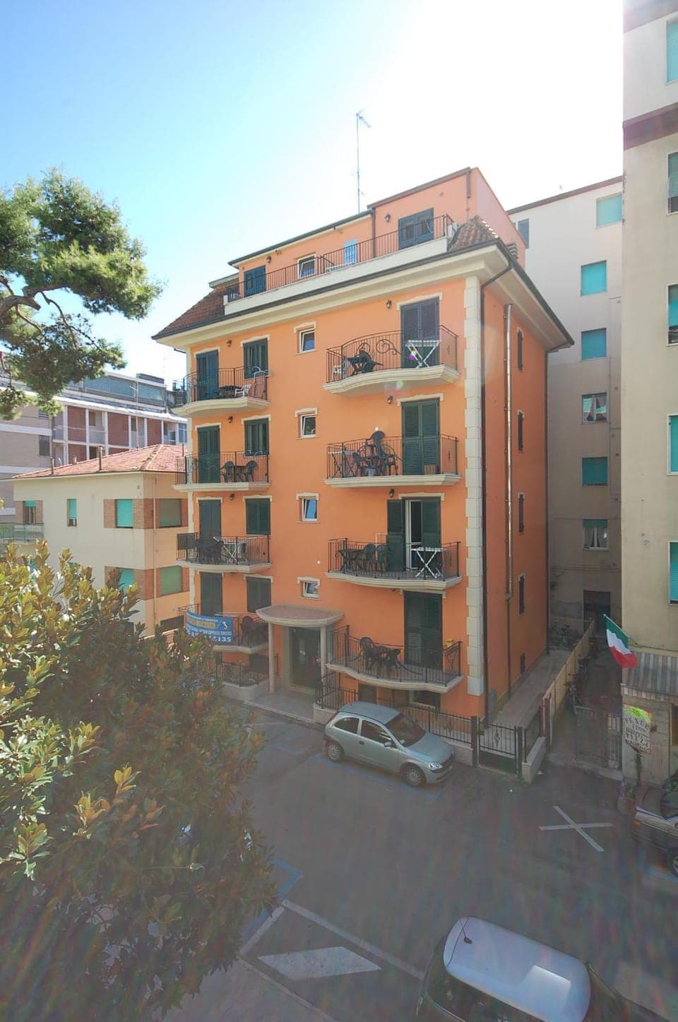 Property building, Day, Street view