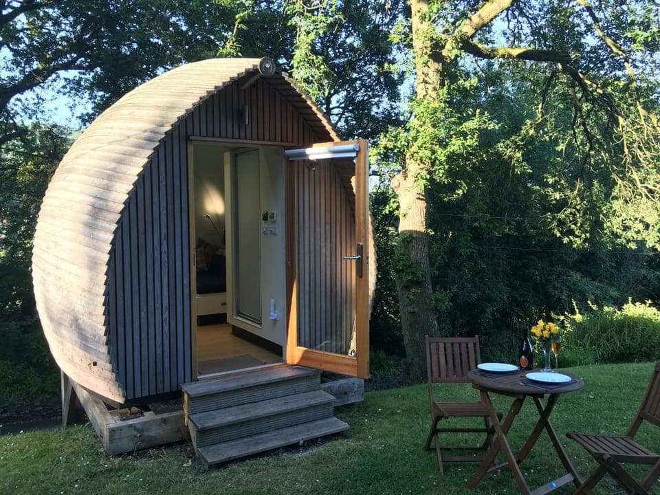 Property building, Garden, Garden view