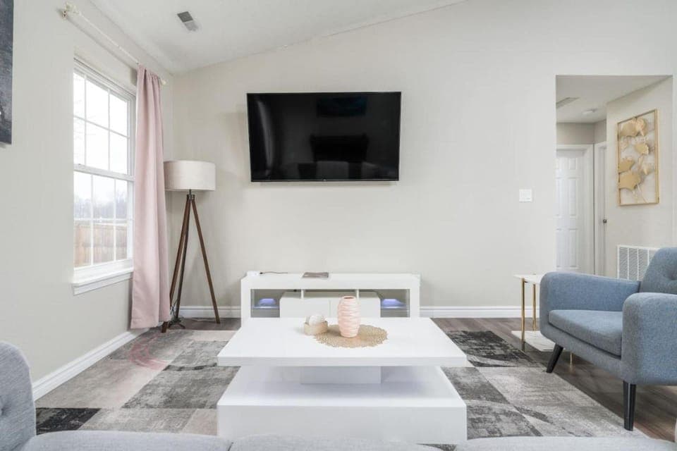 TV and multimedia, Living room, Seating area