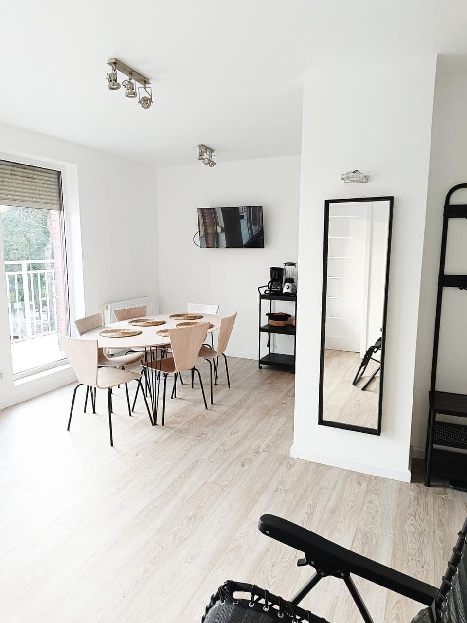 Communal lounge/ TV room, TV and multimedia, Kitchen or kitchenette, Dining area, Evening entertainment