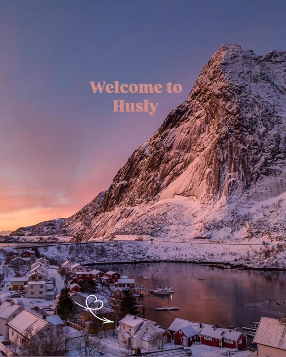 Nearby landmark, Neighbourhood, Natural landscape, Bird's eye view, Winter, Mountain view, Sea view