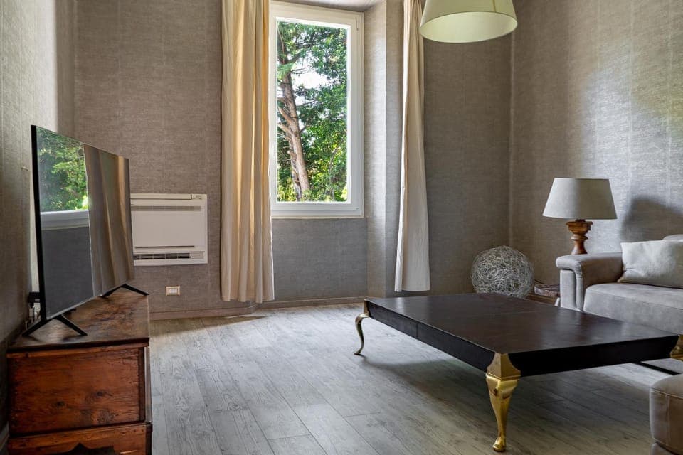 TV and multimedia, Living room, Photo of the whole room