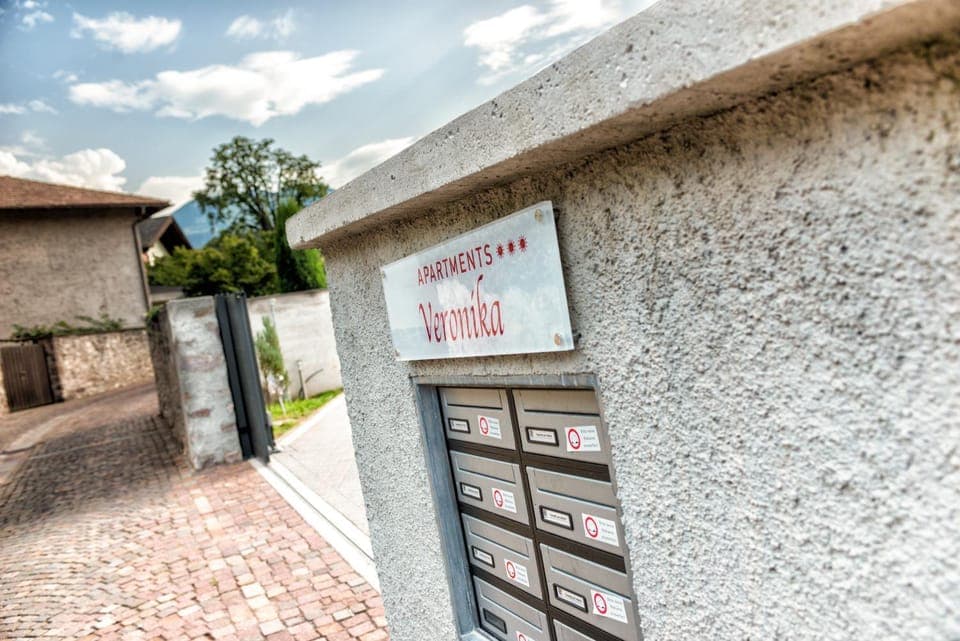 Facade/entrance, Day