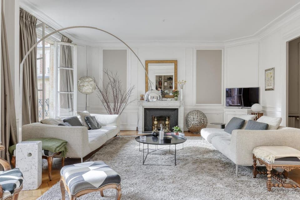 Living room, Seating area