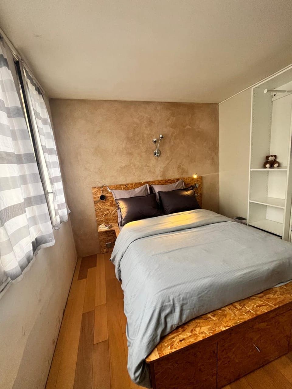 Bed, Photo of the whole room, Bedroom, wardrobe