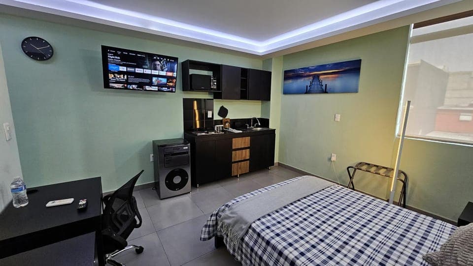 Bed, Photo of the whole room, Bedroom