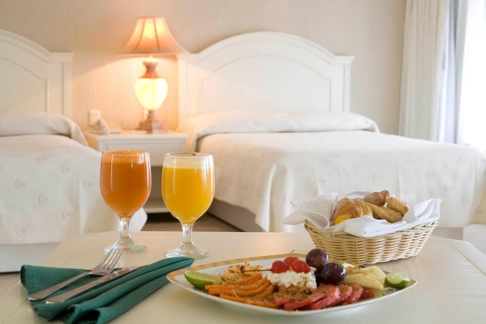 Bed, Bedroom, Breakfast