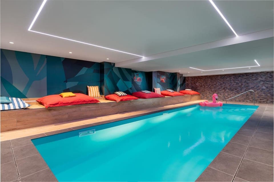 Spa and wellness centre/facilities, Swimming pool