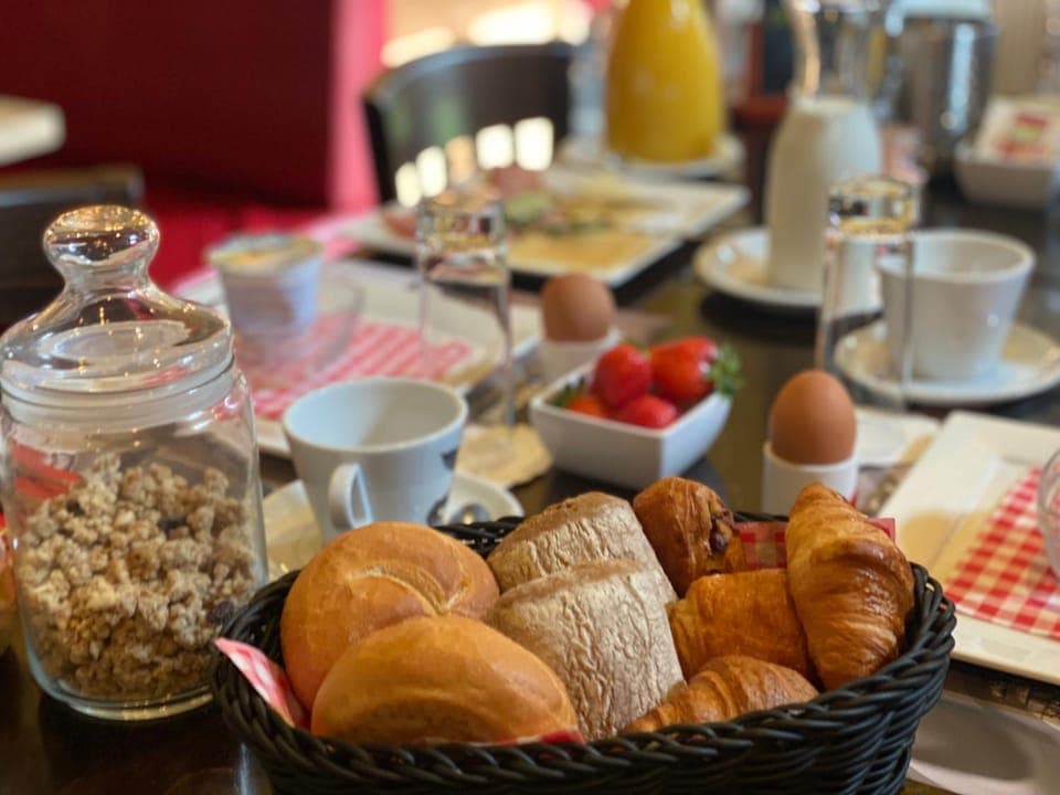 Food and drinks, Food, Breakfast