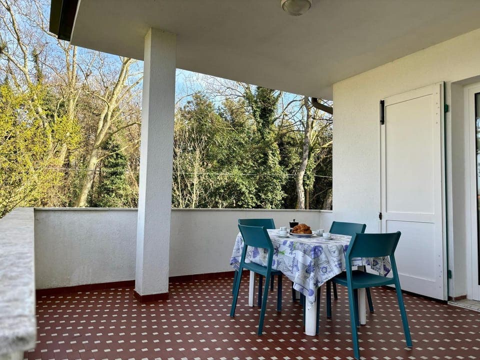 Patio, Spring, Day, View (from property/room), Balcony/Terrace, Dining area