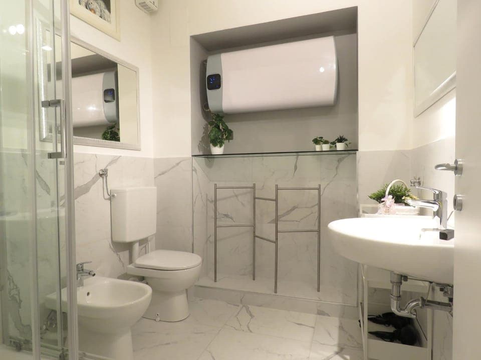 Shower, Toilet, Bathroom, bidet