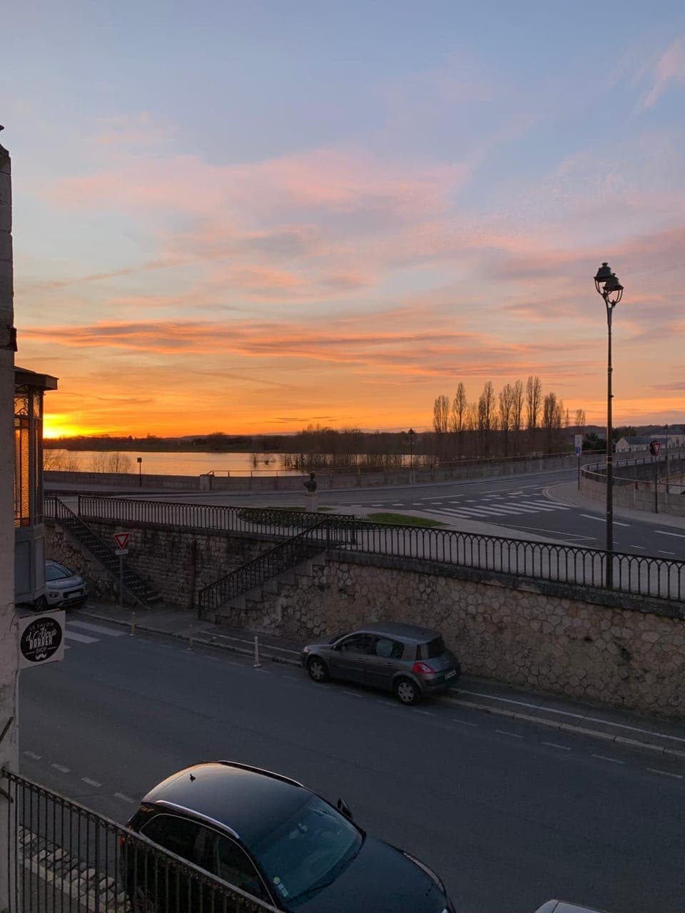 Neighbourhood, Natural landscape, River view, Location, Sunset