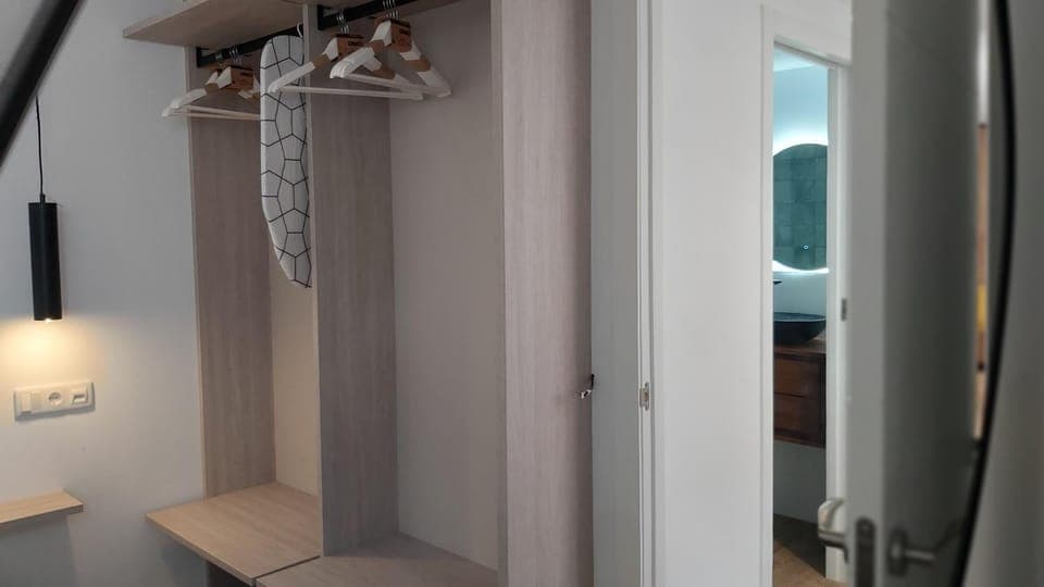 Bathroom, Bedroom, wardrobe